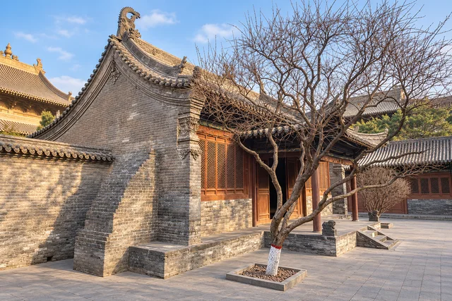Huayan Temple