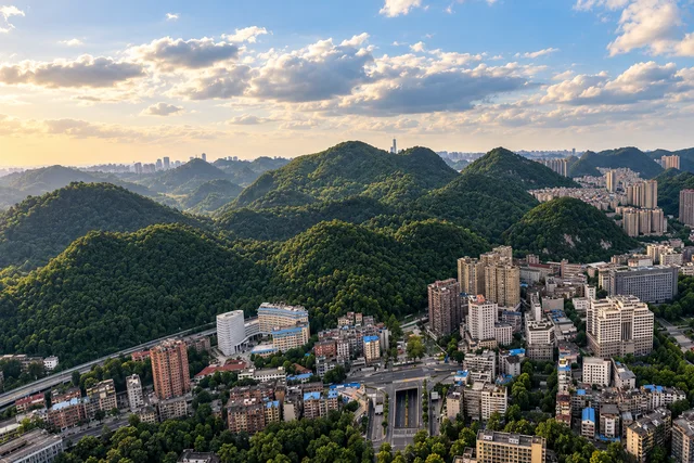 Qianling Mountain Park